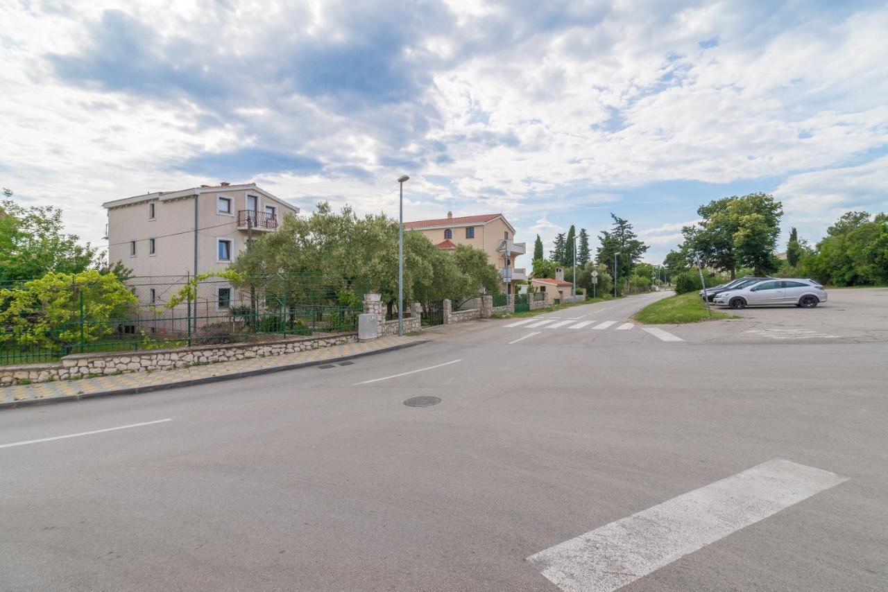 ביוגראד נה מורו Apartments Bepina מראה חיצוני תמונה
