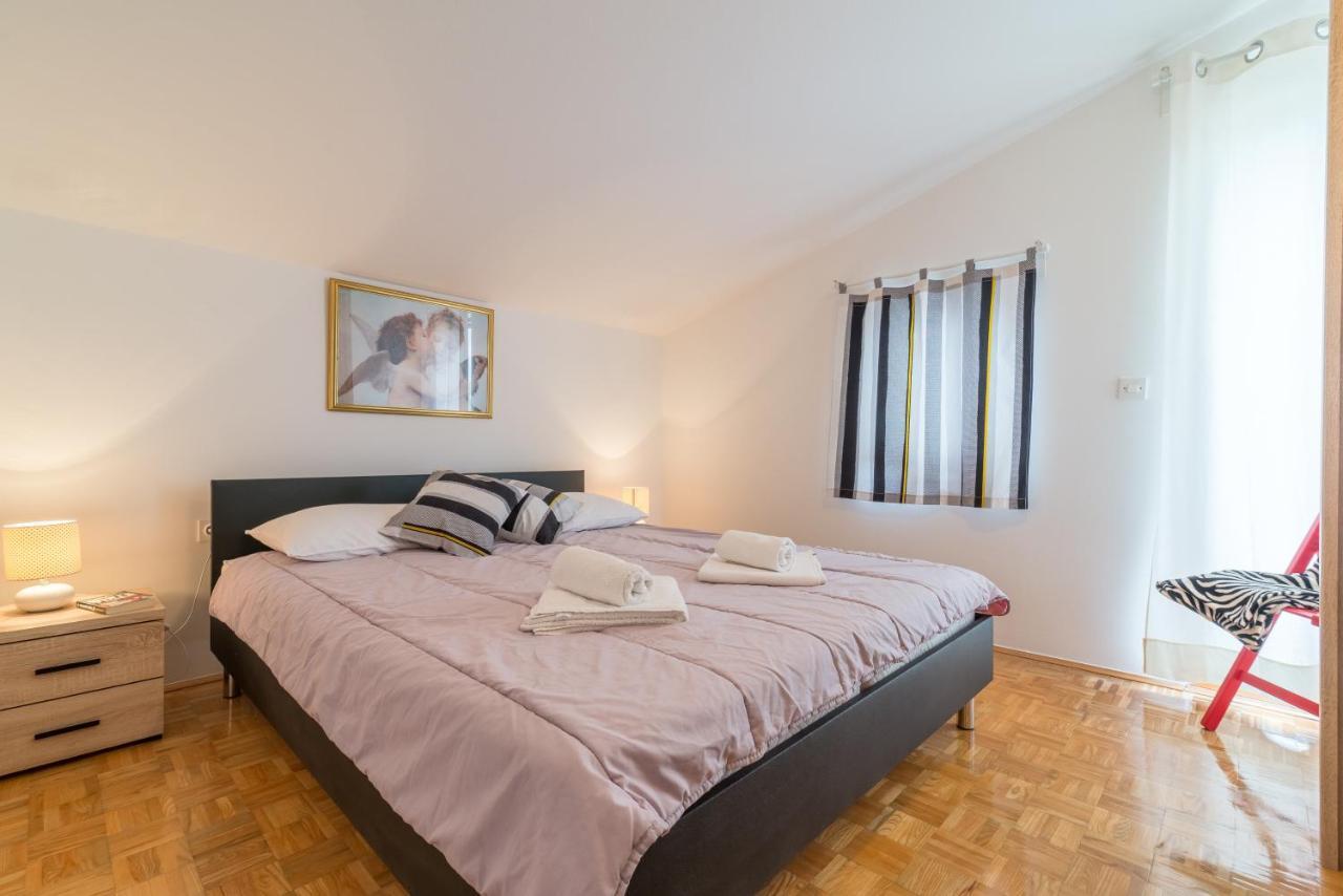 ביוגראד נה מורו Apartments Bepina מראה חיצוני תמונה