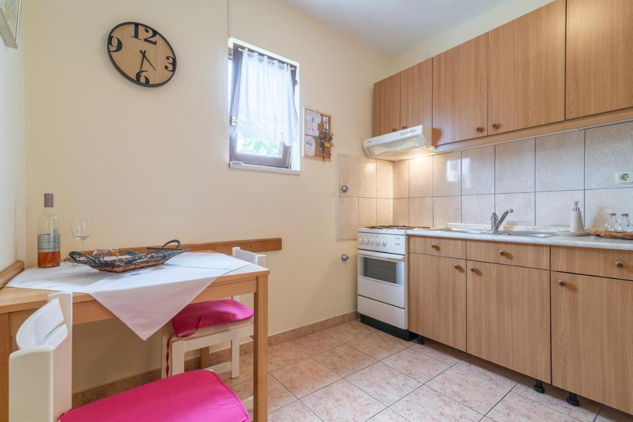 ביוגראד נה מורו Apartments Bepina מראה חיצוני תמונה