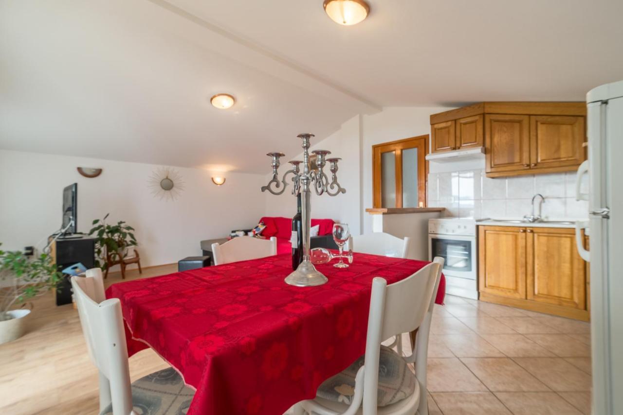 ביוגראד נה מורו Apartments Bepina מראה חיצוני תמונה