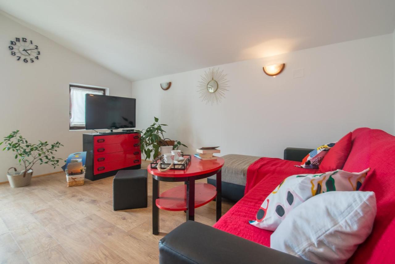 ביוגראד נה מורו Apartments Bepina מראה חיצוני תמונה